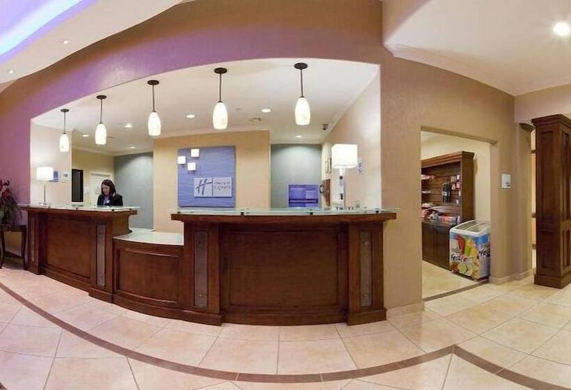 Holiday Inn Express Hotel And Suites Katy, An Ihg