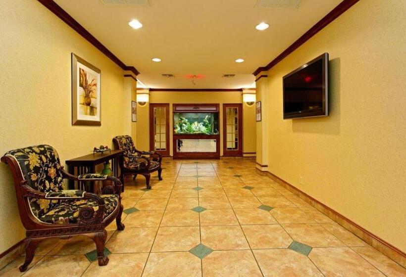 Отель Holiday Inn Express Crockett By Ihg