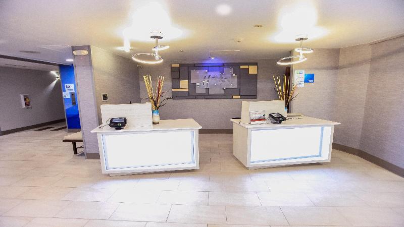 فندق Holiday Inn Express Daytona Beach   Speedway, An Ihg