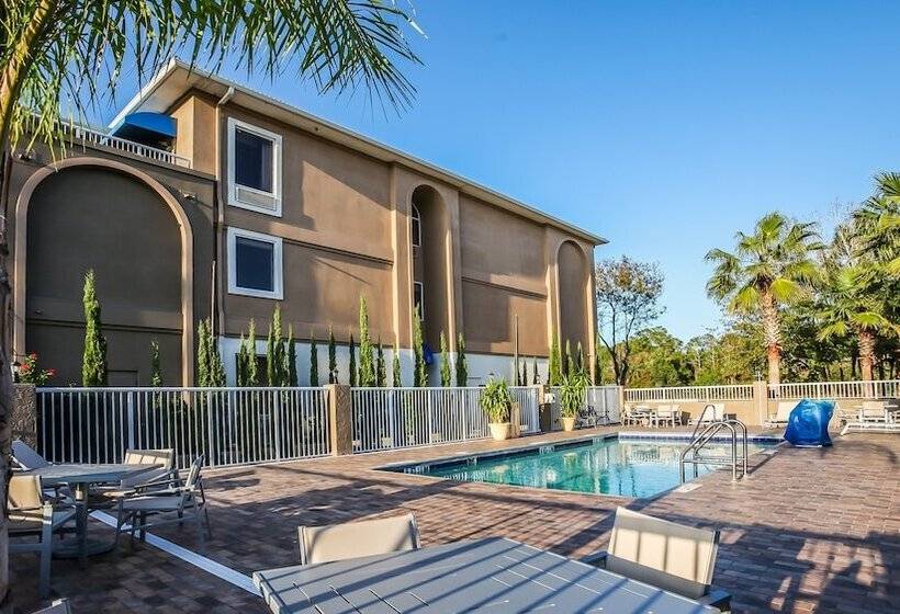 فندق Holiday Inn Express Daytona Beach   Speedway, An Ihg