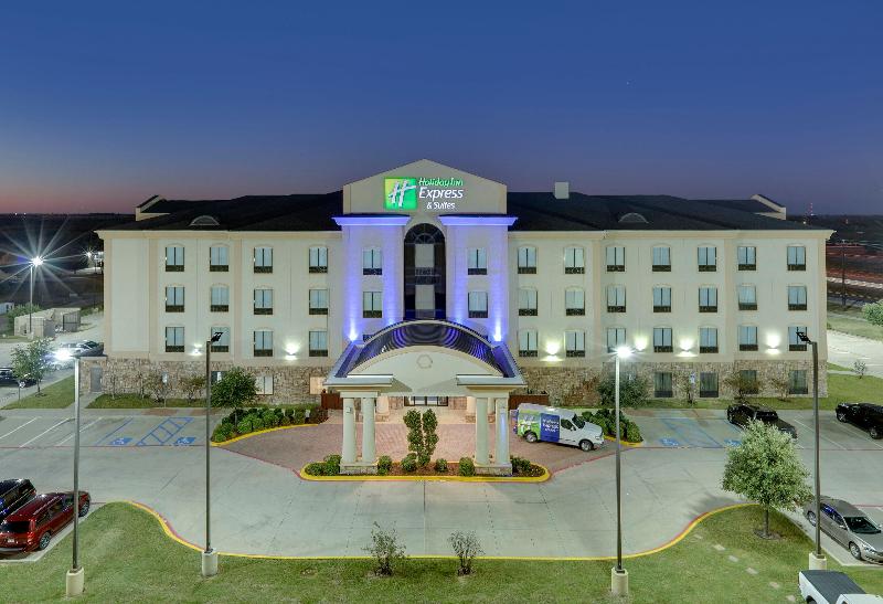 호텔 Holiday Inn Express & Suites   Denton North, An Ihg