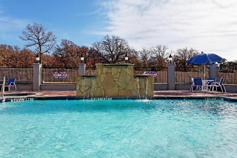 فندق Holiday Inn Express & Suites Graham, An Ihg