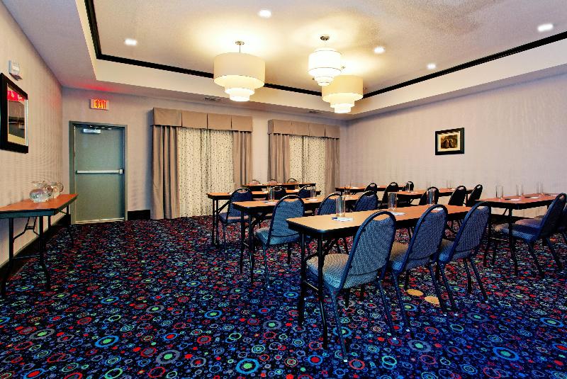 فندق Holiday Inn Express & Suites Graham, An Ihg