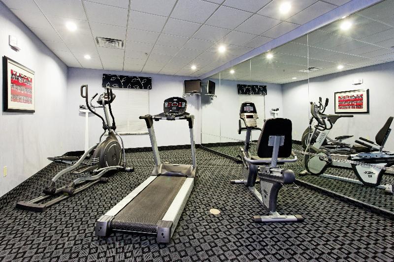 فندق Holiday Inn Express & Suites Graham, An Ihg