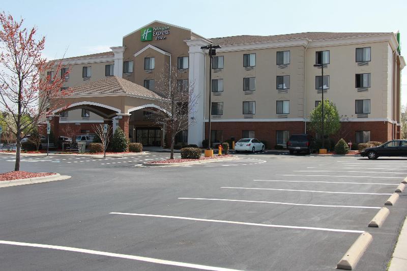 Отель Holiday Inn Express & Suites Roanoke Rapids Se By Ihg