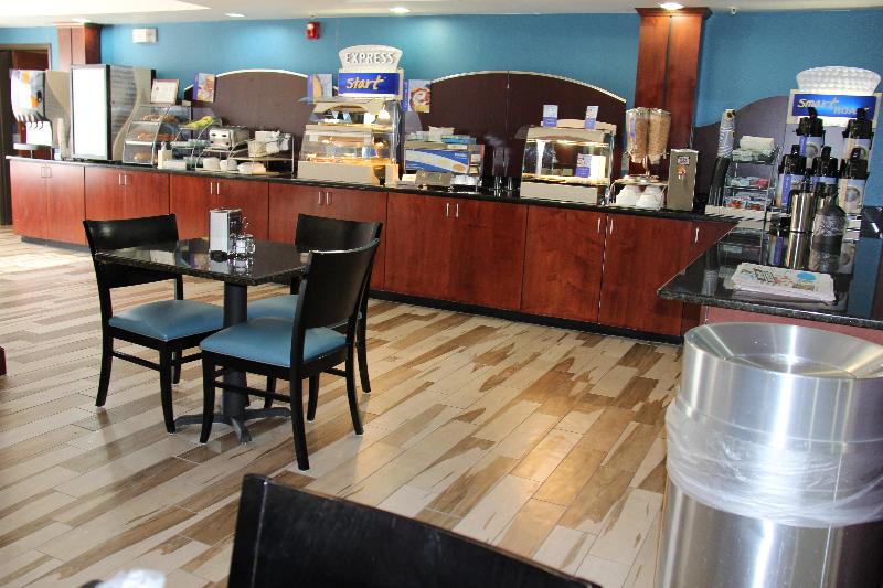 호텔 Holiday Inn Express & Suites Roanoke Rapids Se By Ihg