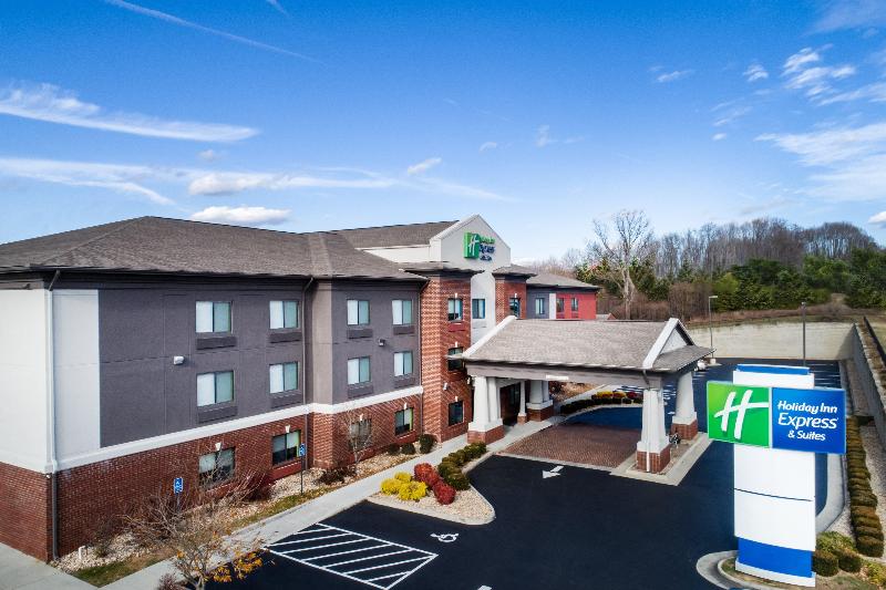 酒店 Holiday Inn Express & Suites Rocky Mount Smith Mountain Lake, An Ihg