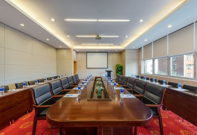 בית מלון כפרי Holiday Inn Express Tianjin Heping, An Ihg