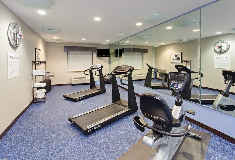 호텔 Holiday Inn Express & Suites Wharton, An Ihg