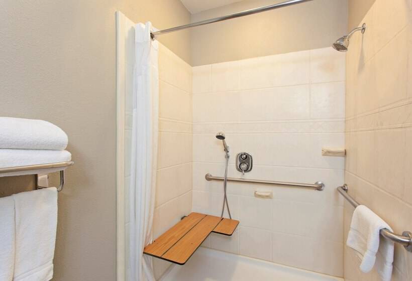 호텔 Holiday Inn Express & Suites Wharton, An Ihg