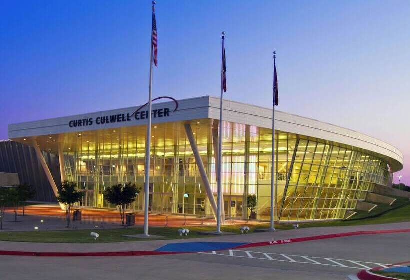 호텔 Holiday Inn Garland, An Ihg