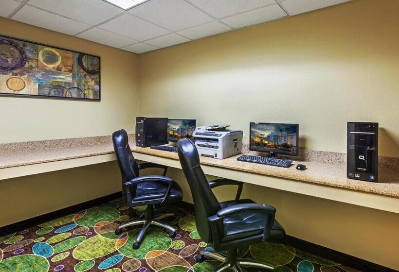 فندق Holiday Inn Express & Suites   Pharr, An Ihg