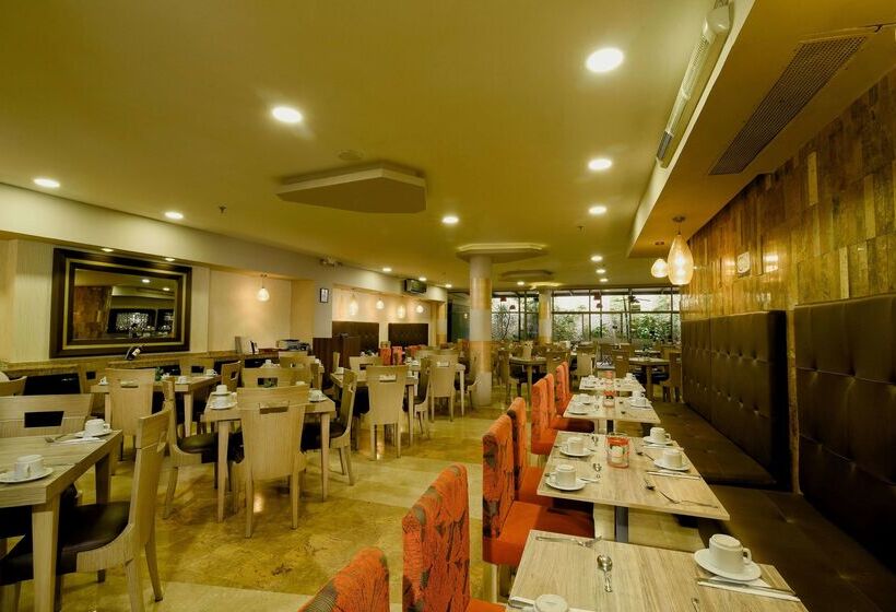 酒店 Howard Johnson By Wyndham Barranquilla Versalles