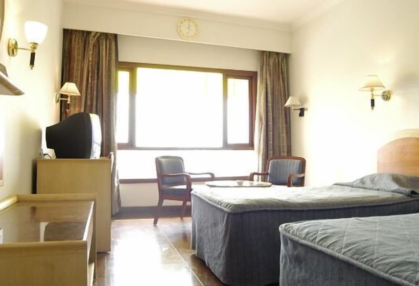 هتل Kamat Lingapur