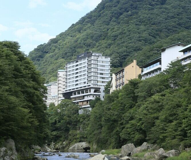 فندق Kinugawaonsen Sanraku