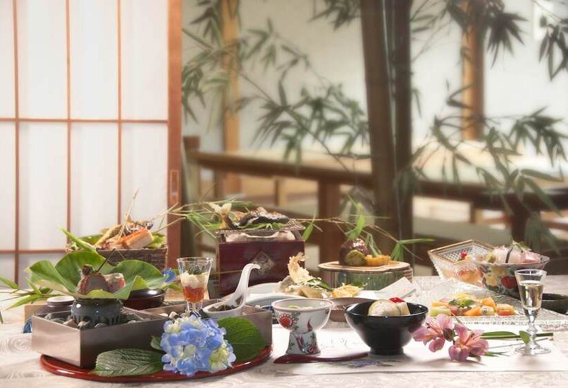 فندق Kinugawaonsen Sanraku