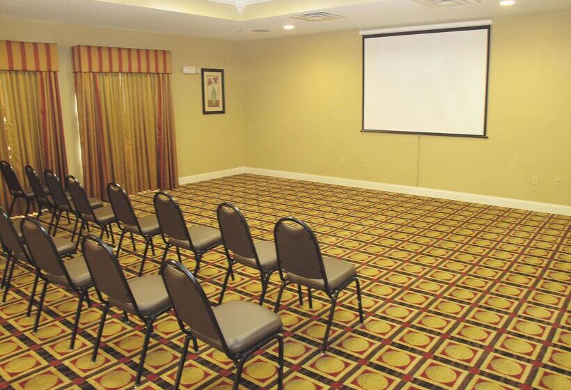 호텔 La Quinta By Wyndham Macon West