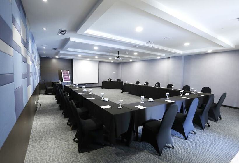 ホテル Mercure Padang