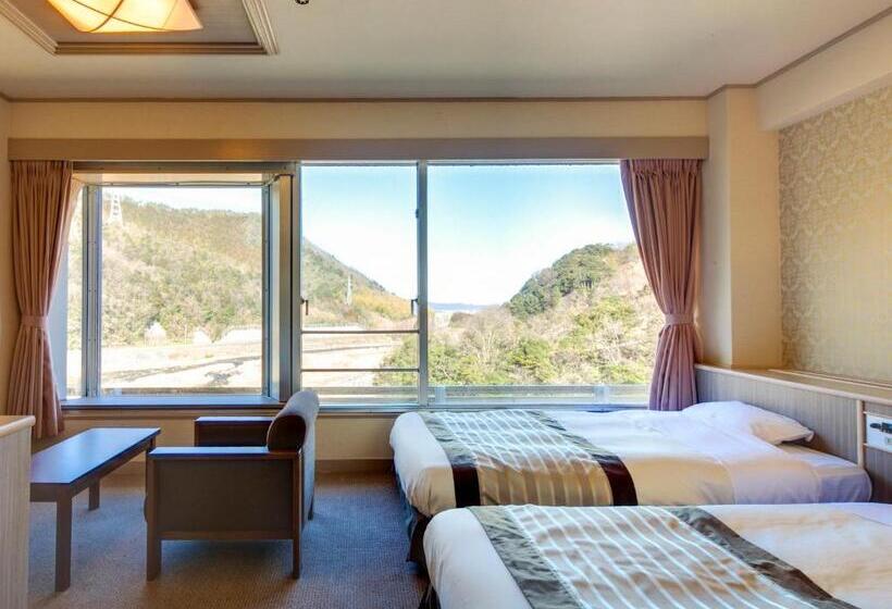 בית מלון כפרי Misasa Royal