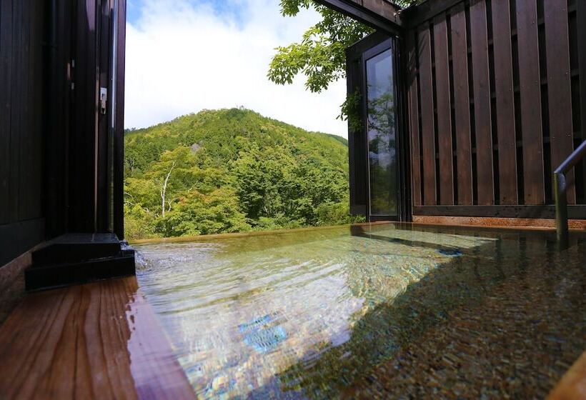 هتل Momijiya Honkan Takaosansou