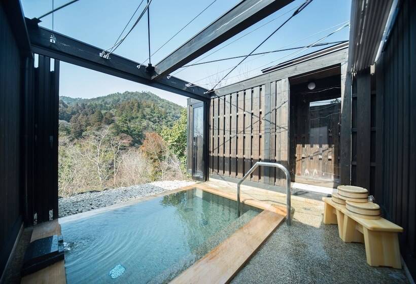 هتل Momijiya Honkan Takaosansou