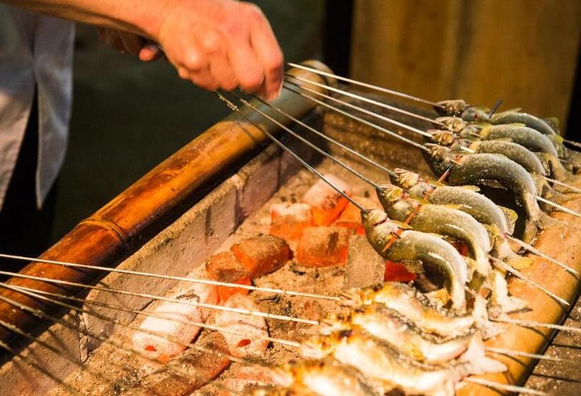 هتل Momijiya Honkan Takaosansou