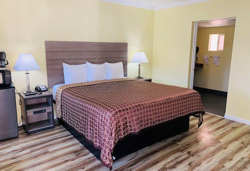 فندق Morro Bay Beach Inn