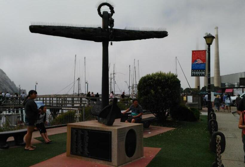 فندق Morro Bay Beach Inn