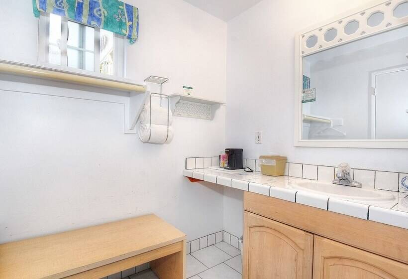 فندق Morro Bay Sandpiper Inn