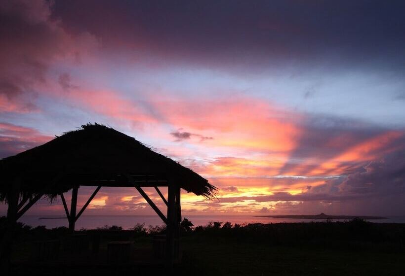 호텔 Motobu Green Park And Golf Course