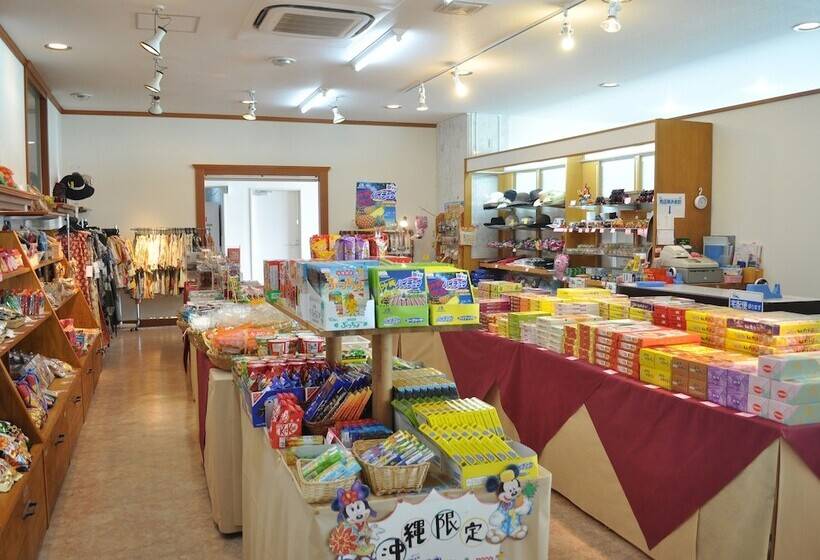 فندق Motobu Green Park And Golf Course