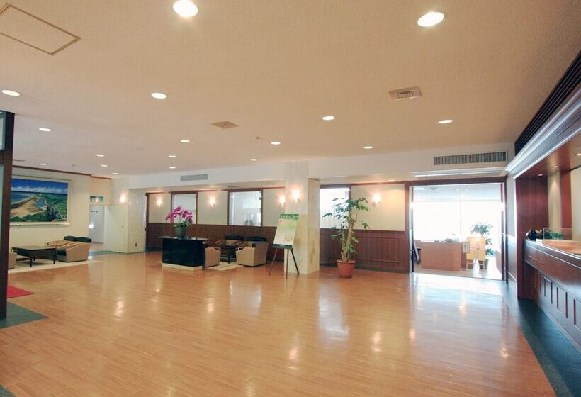 فندق Motobu Green Park And Golf Course