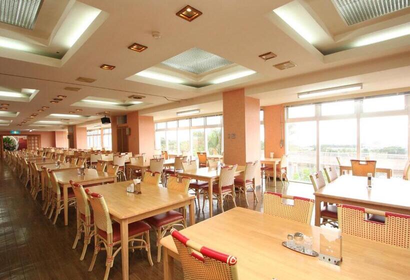 호텔 Motobu Green Park And Golf Course