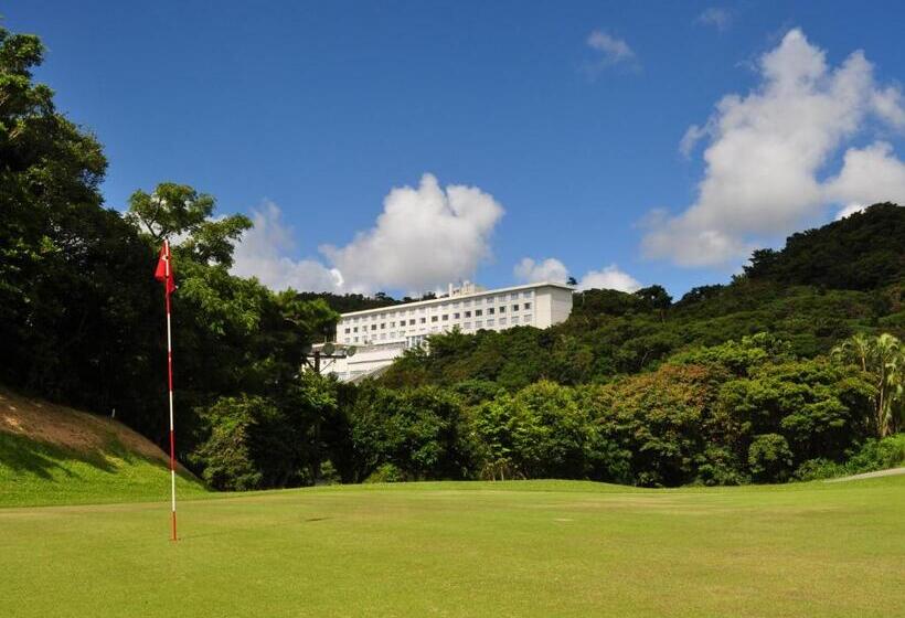 فندق Motobu Green Park And Golf Course