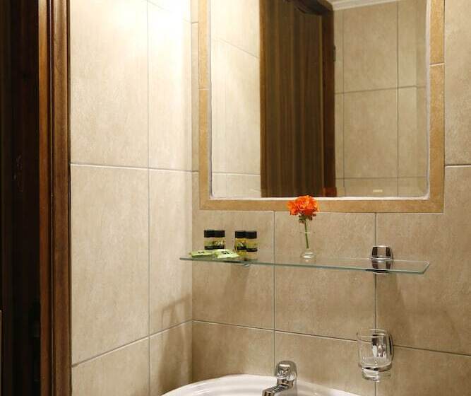 호텔 Mpalkoni Sti Monemvasia