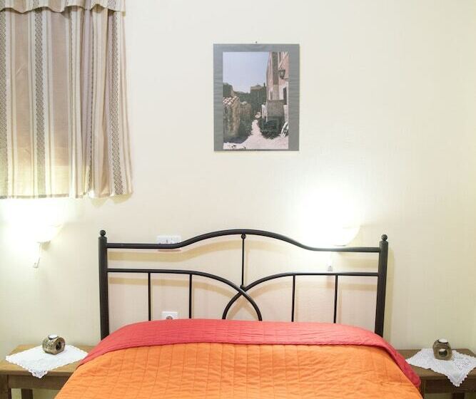 호텔 Mpalkoni Sti Monemvasia