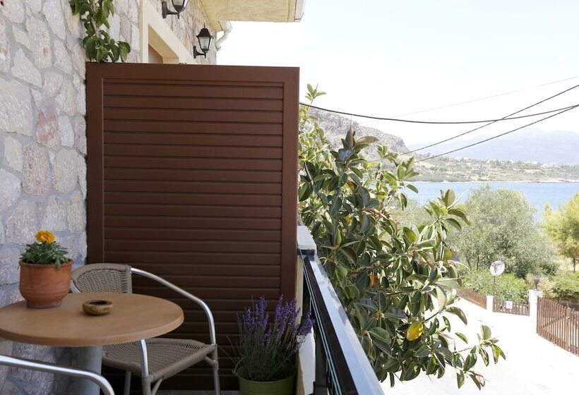 호텔 Mpalkoni Sti Monemvasia