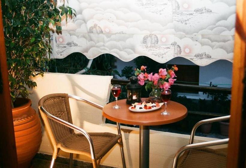 호텔 Mpalkoni Sti Monemvasia