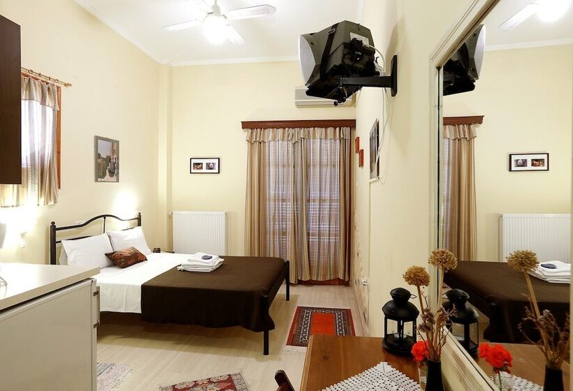 호텔 Mpalkoni Sti Monemvasia