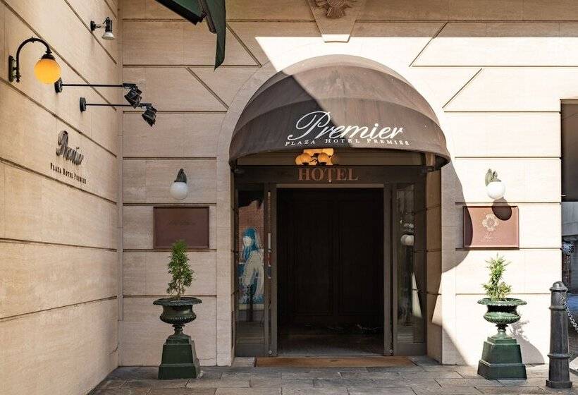Plaza Hotel Premier
