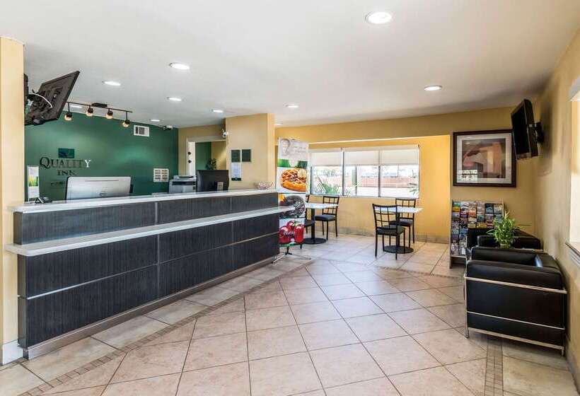 فندق Quality Inn