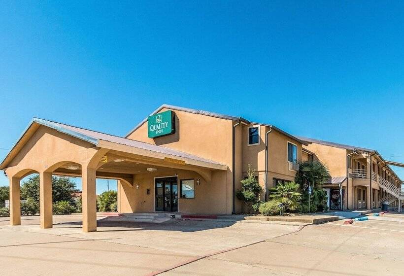 فندق Quality Inn