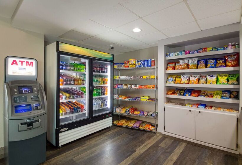 ホテル Quality Inn & Suites