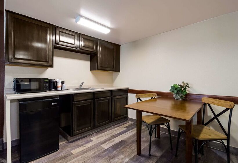 ホテル Quality Inn & Suites