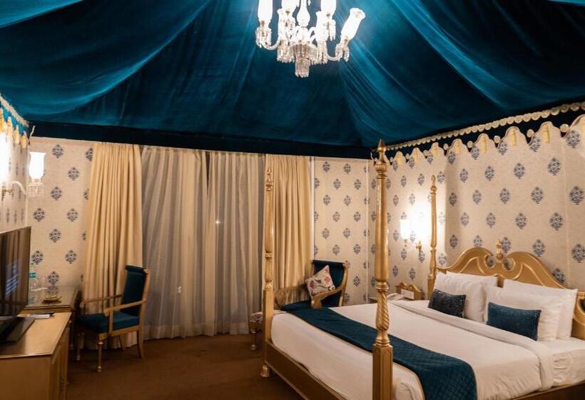 Отель Rajasthali Resort & Spa