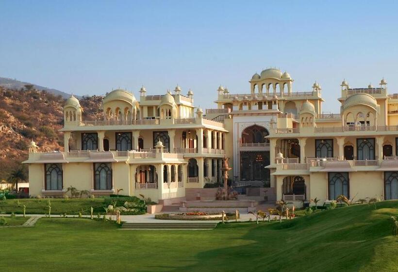 Отель Rajasthali Resort & Spa