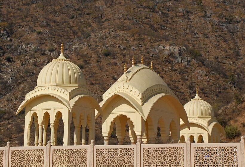 Отель Rajasthali Resort & Spa