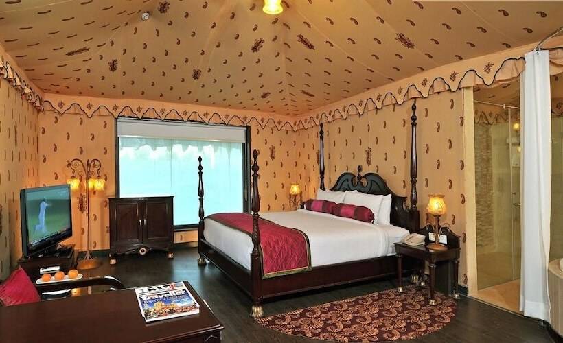 Отель Rajasthali Resort & Spa