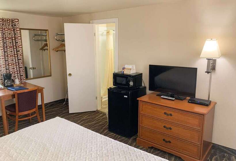 בית מלון כפרי Rodeway Inn & Suites Sheridan