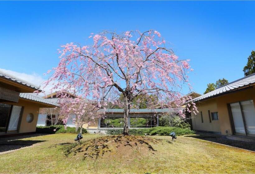 فندق Saryou Souen